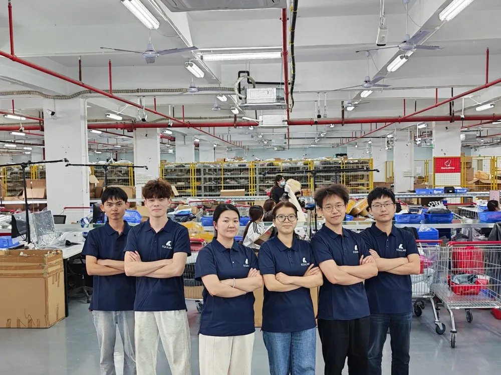 Prüfung in unserem Lager in China